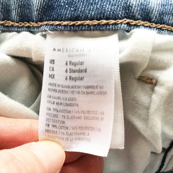 American Eagle Stretch Mom Jean Light Wash High Rise Womens 6 - Picture 7 of 10